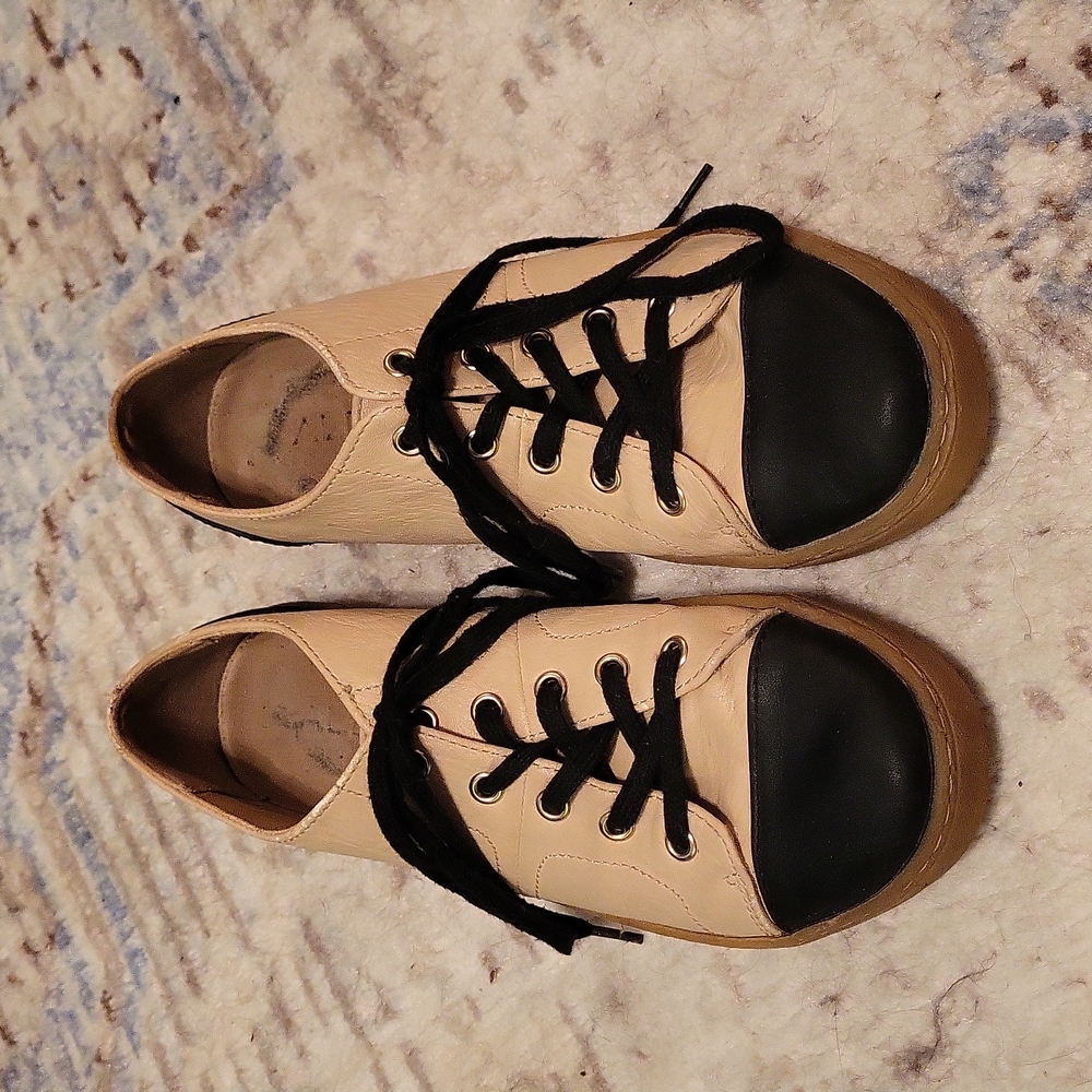 Aldo brand two tone casual sneaker